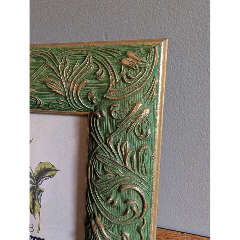 New in Box Vintage Burnes of Boston Gold Florentine Green Ornate 4x6 Frame